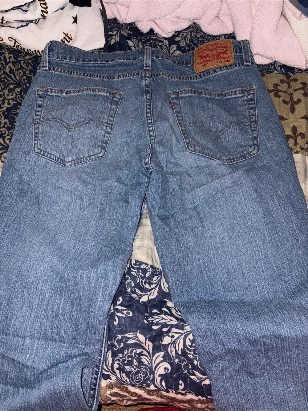 Levi's Light Blue Relaxed-Fit Men's Jeans